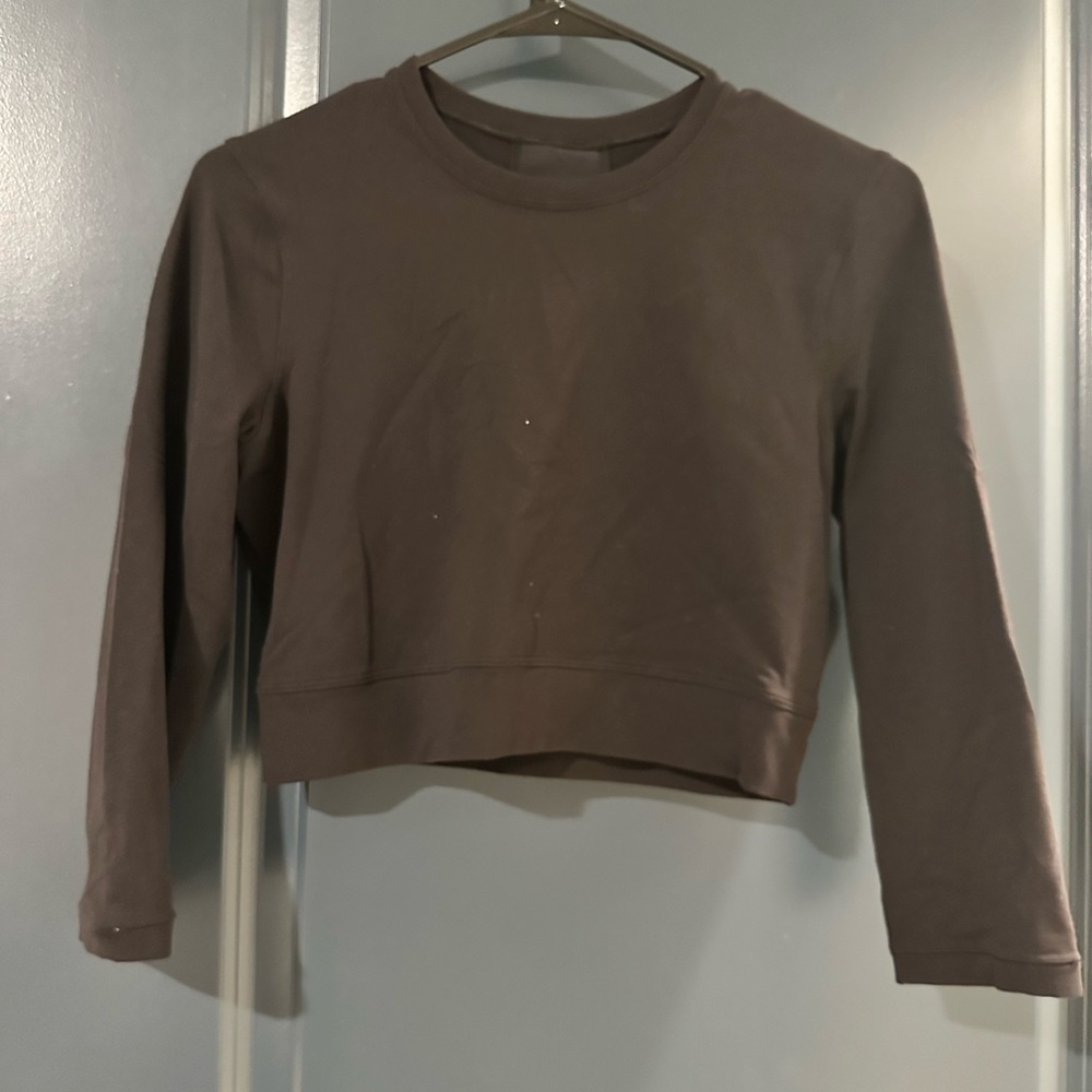 Lululemon Athletica Black Mid Length Sleeve Crop Top
